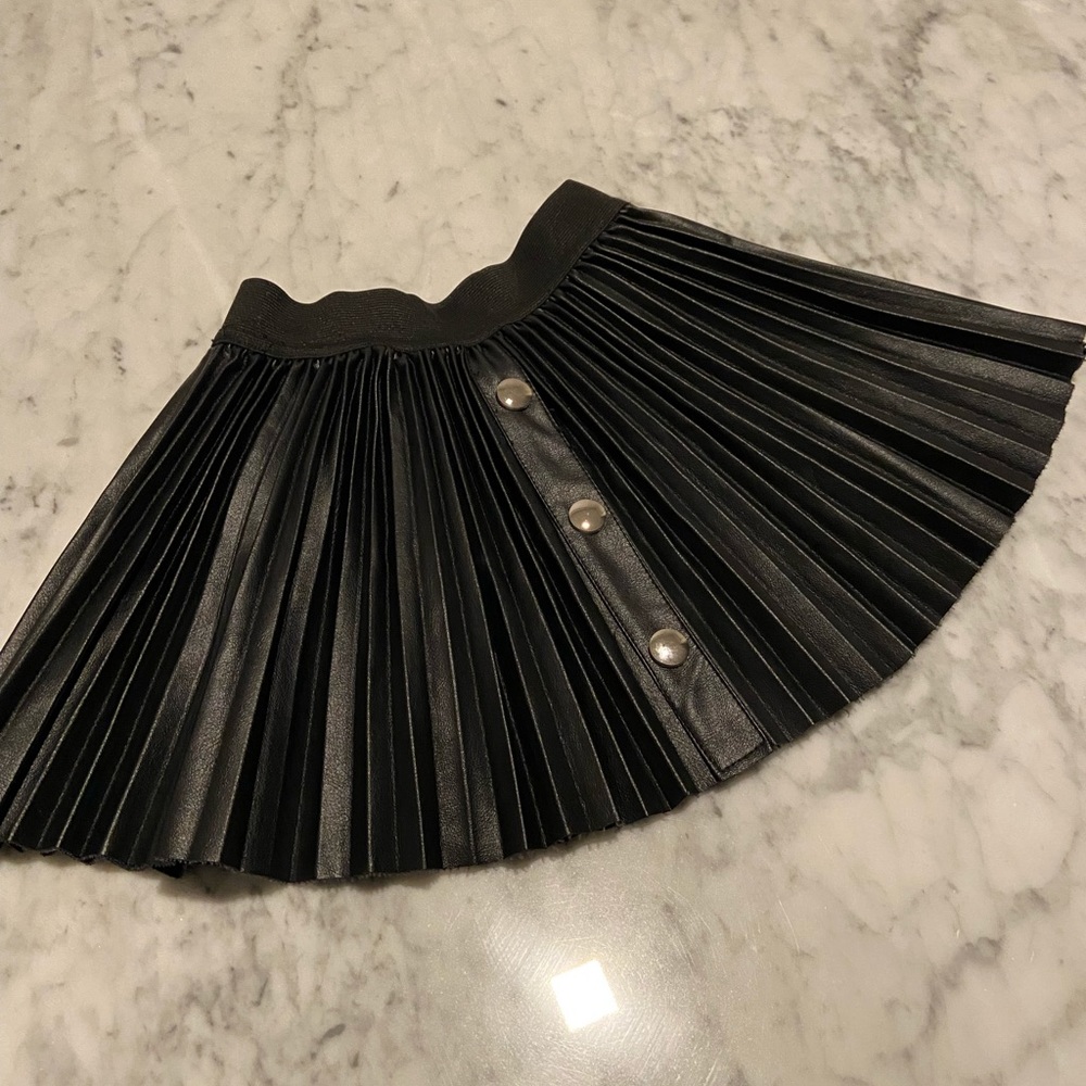 Super cute Hannah banana little girls leather skirt - Picture 3 of 11